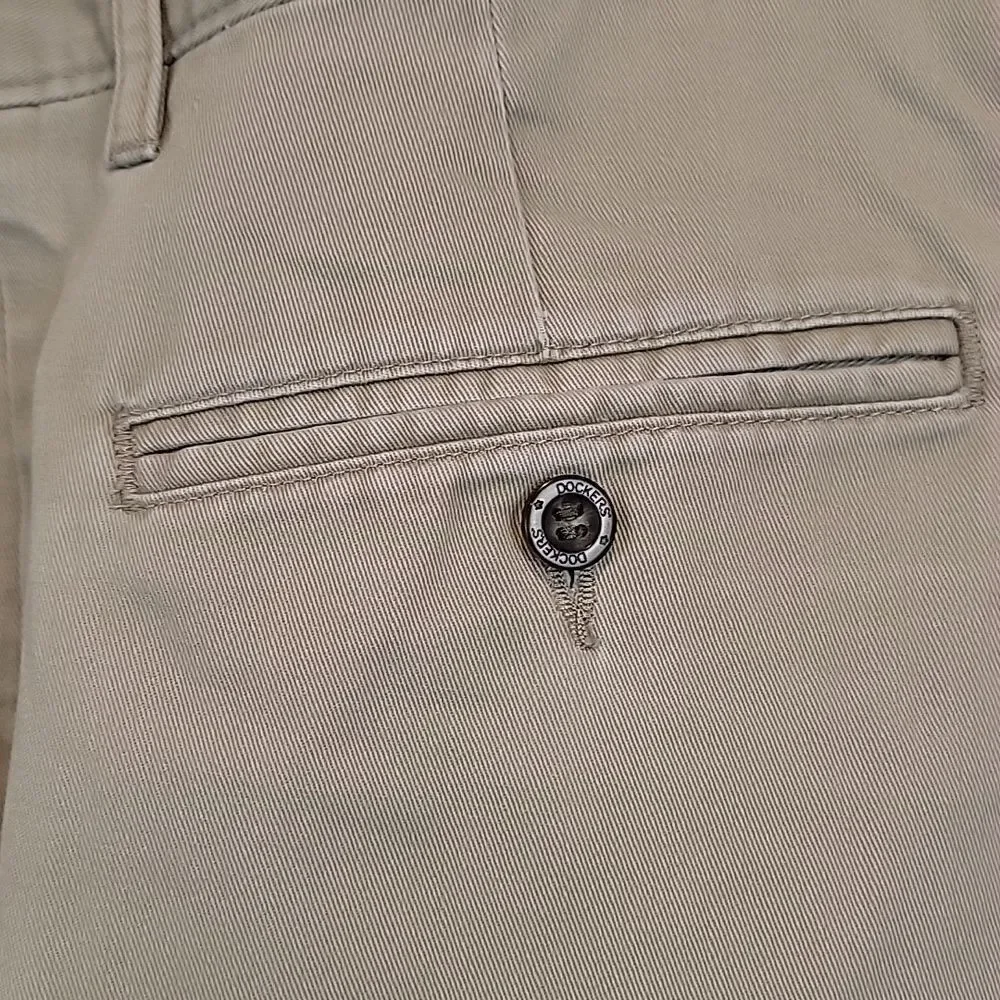 Dockers classic fit cotton chinos Size 38X30